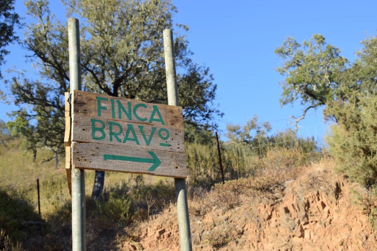 Finca Bravo Cortegana Buitenkant foto